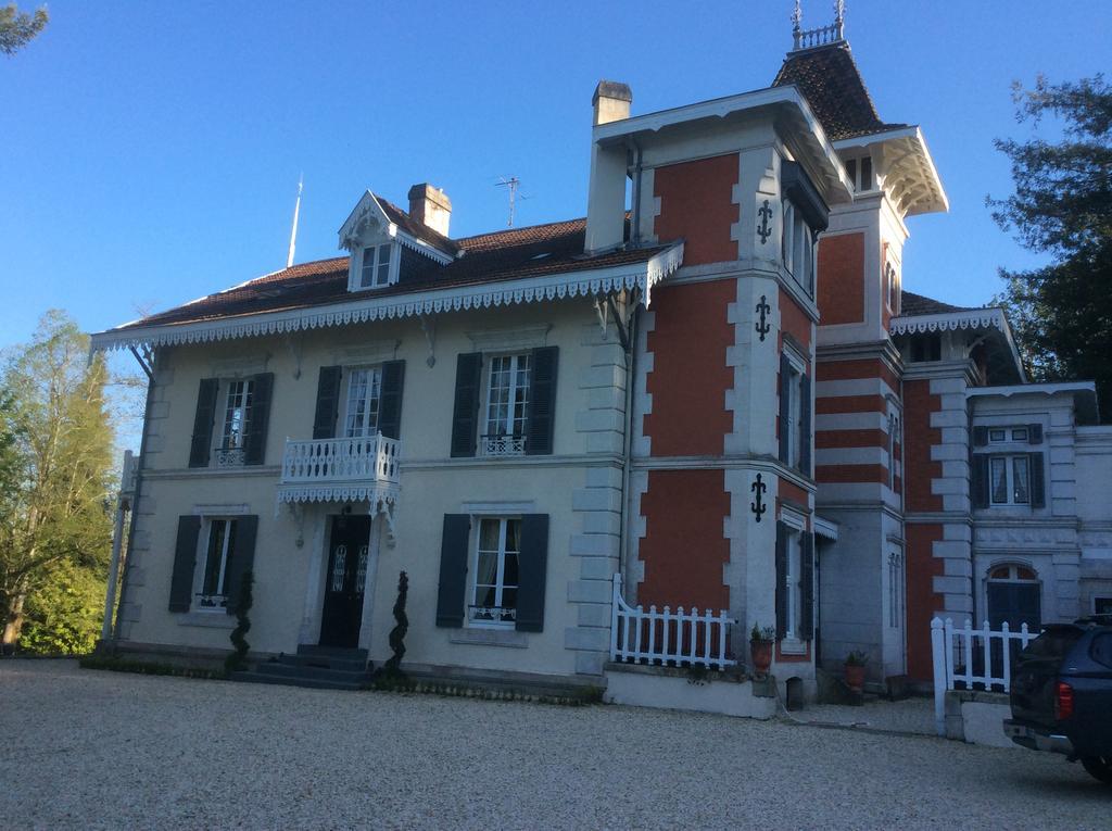 Le Chalet De Luxe Saint-Séverin Exterior photo